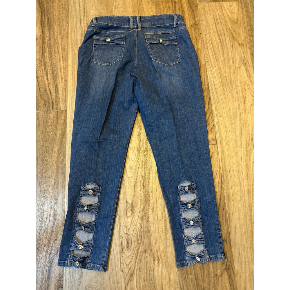 Tricotto Womens Embellished Bow Rhinestone Straight Leg Jeans Medium Wash Blue